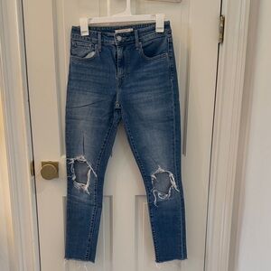 Levi 721 High Rise Skinny Jeans